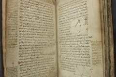 3.-MS391-Euclid-Elements-15th-century-fols-7v-8r-cropped